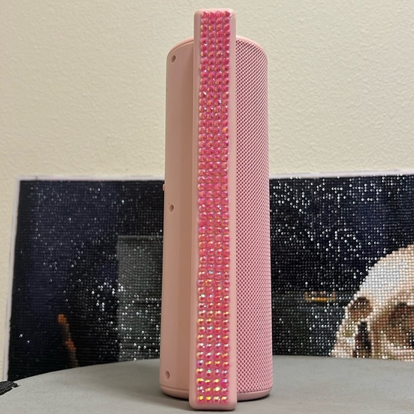 Brookstone Baby Pink Rhinestone detail Bluetooth Speaker - Picture 1 of 4